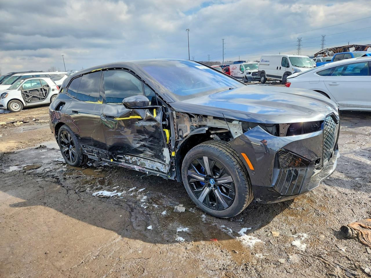 2025 BMW iX