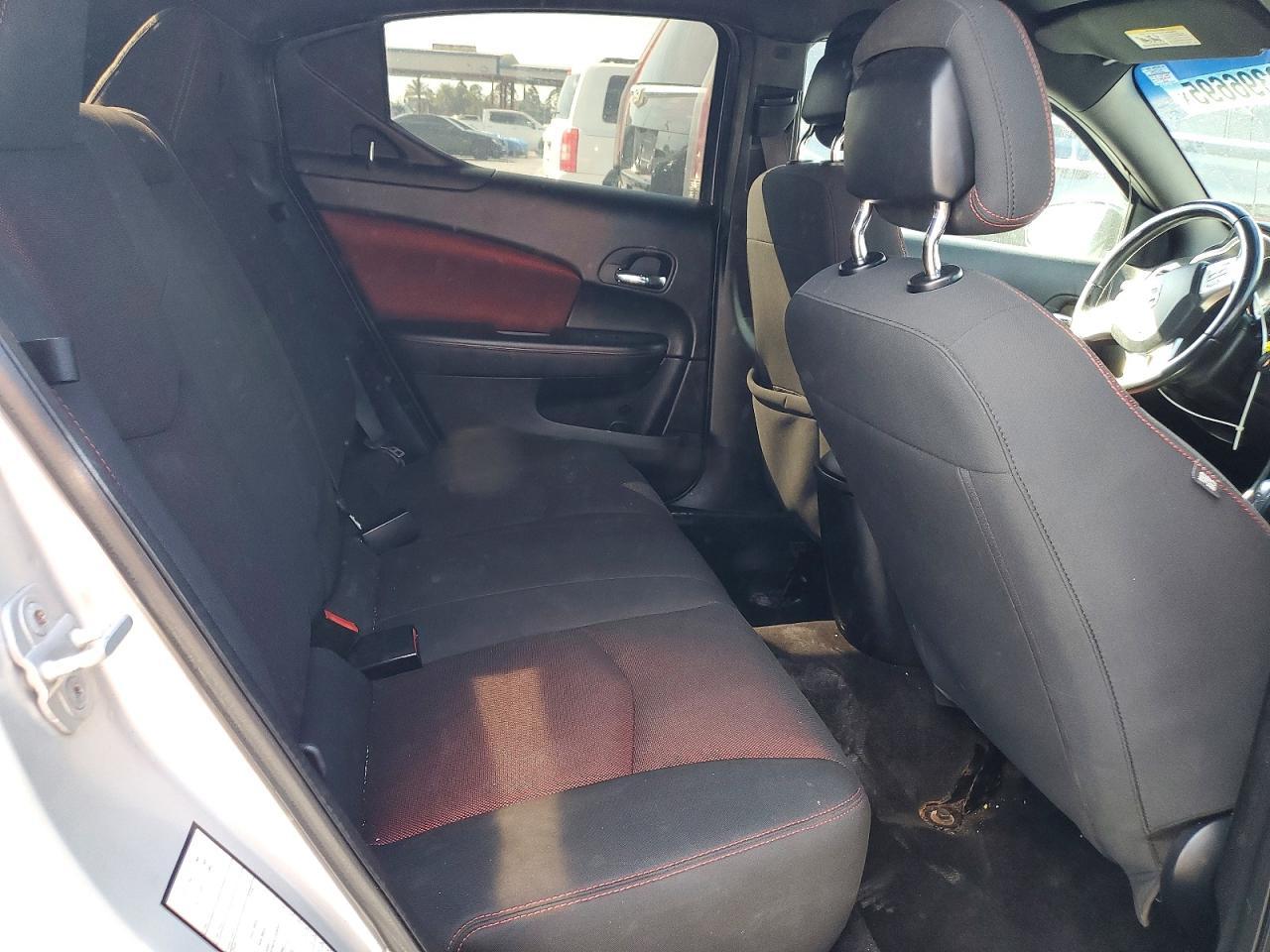 2011 DODGE Avenger