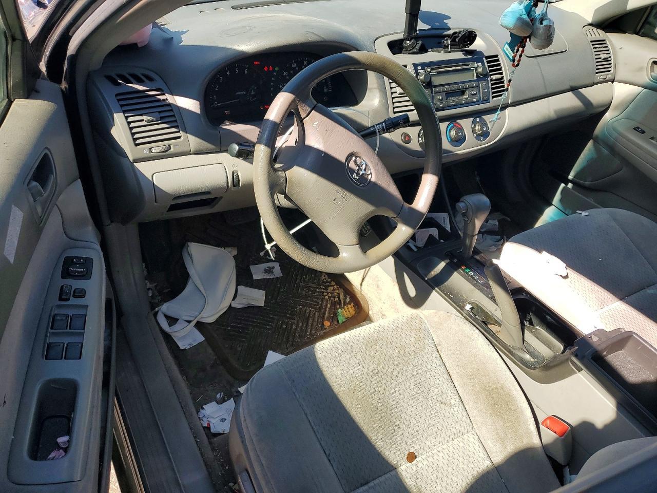 2004 TOYOTA CAMRY