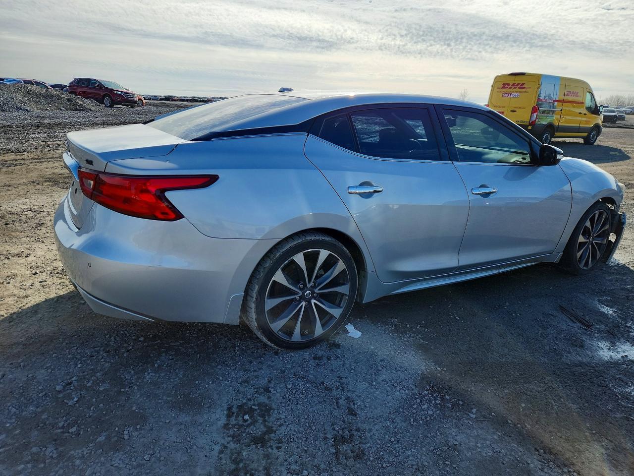 2017 NISSAN Maxima