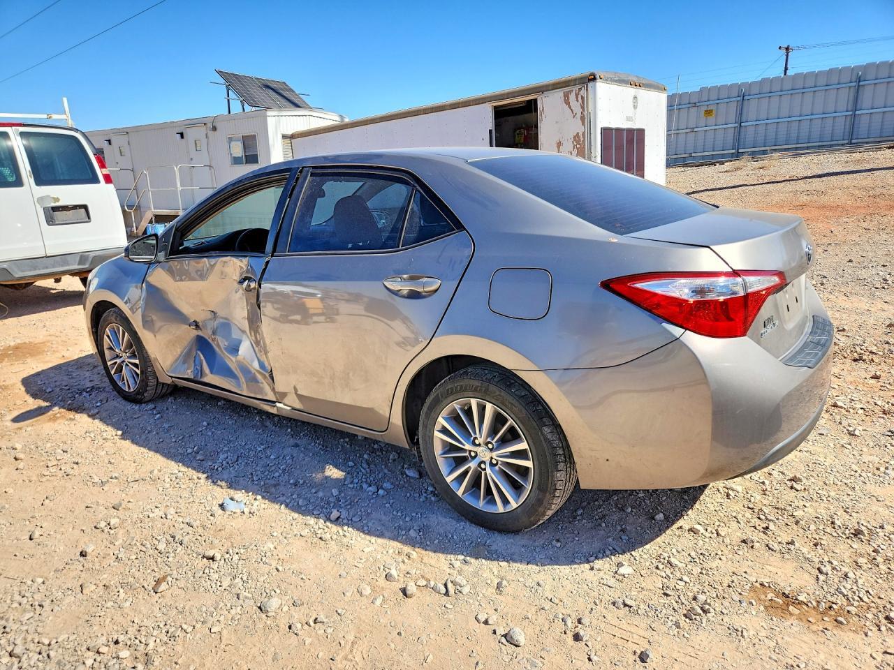 2015 TOYOTA COROLLA