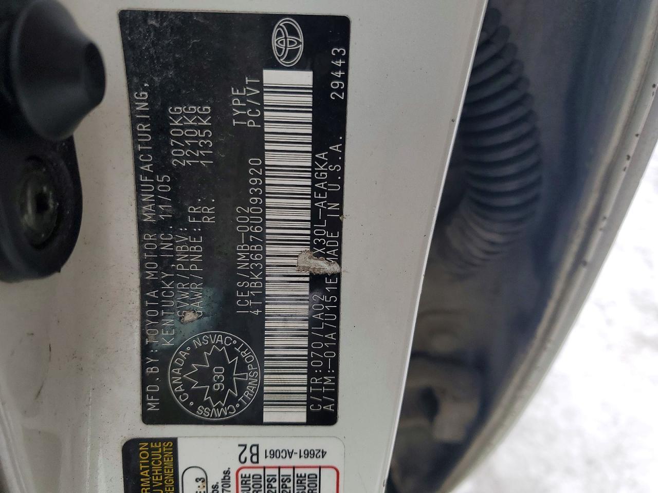 2006 TOYOTA Avalon