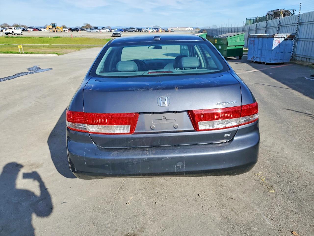 2004 HONDA ACCORD
