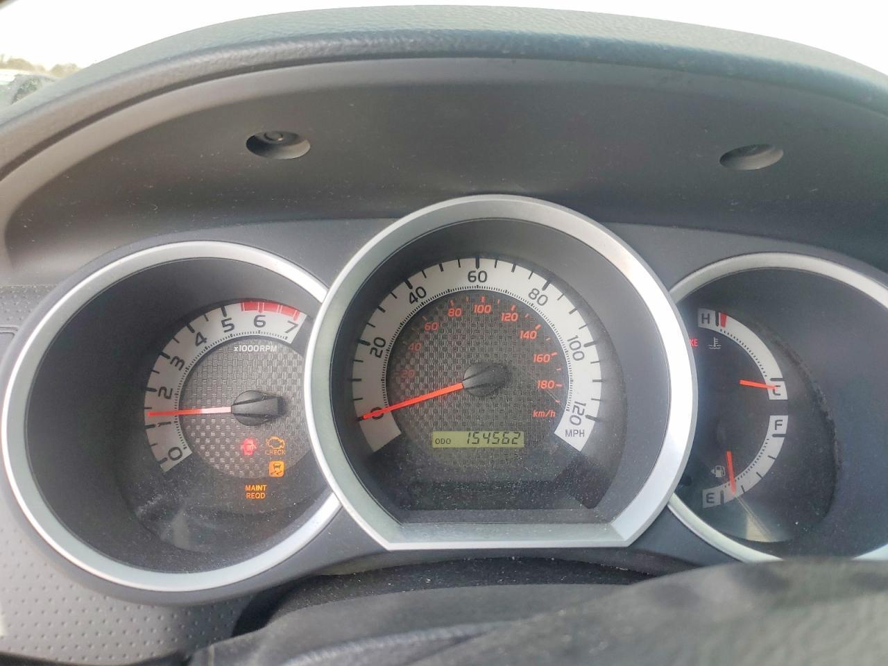 2011 TOYOTA TACOMA