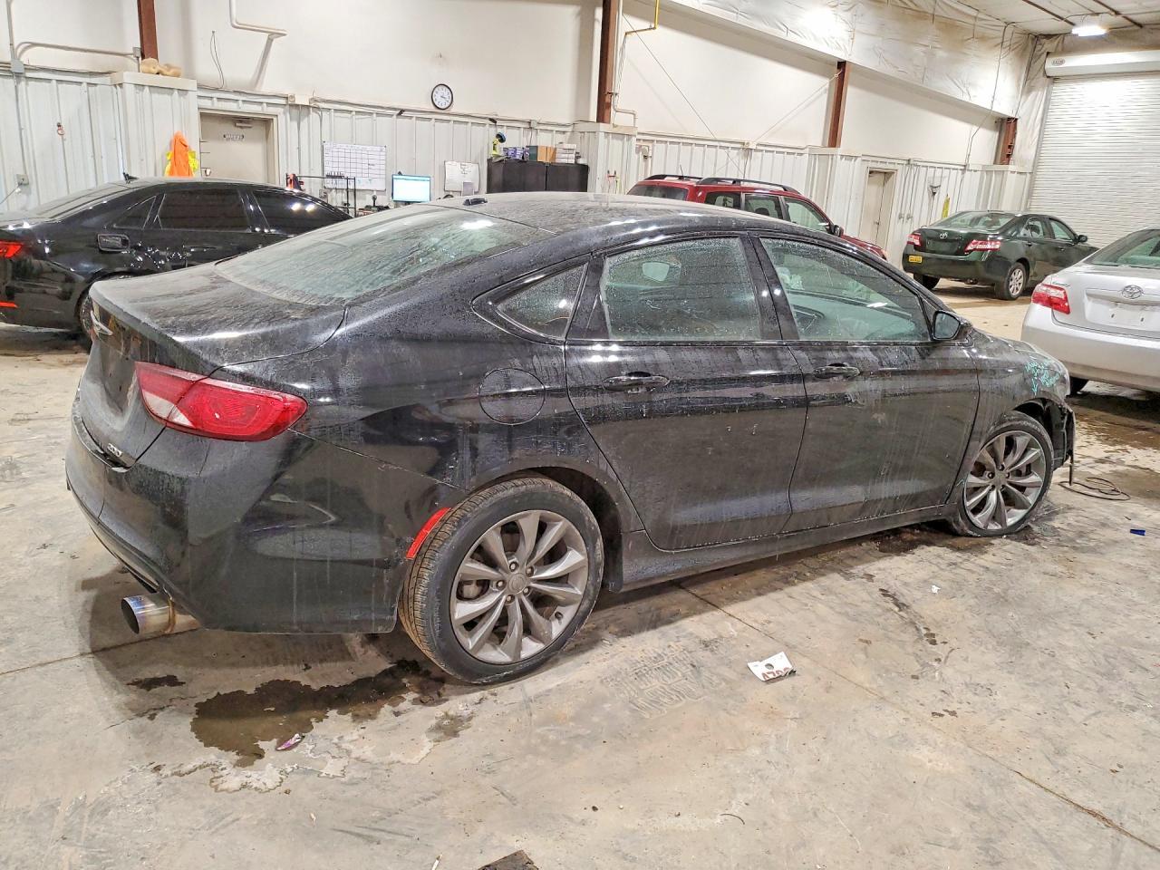 2015 CHRYSLER 200