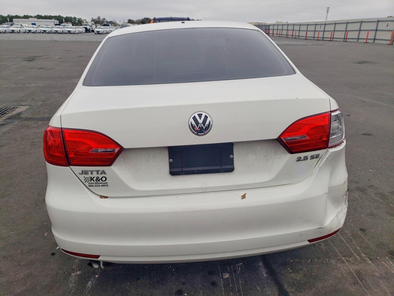 2011 VOLKSWAGEN JETTA