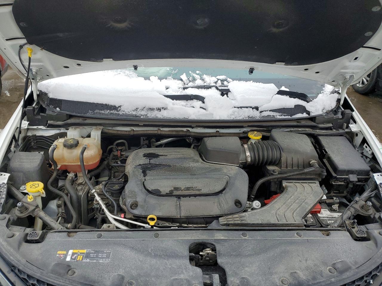2022 CHRYSLER Voyager