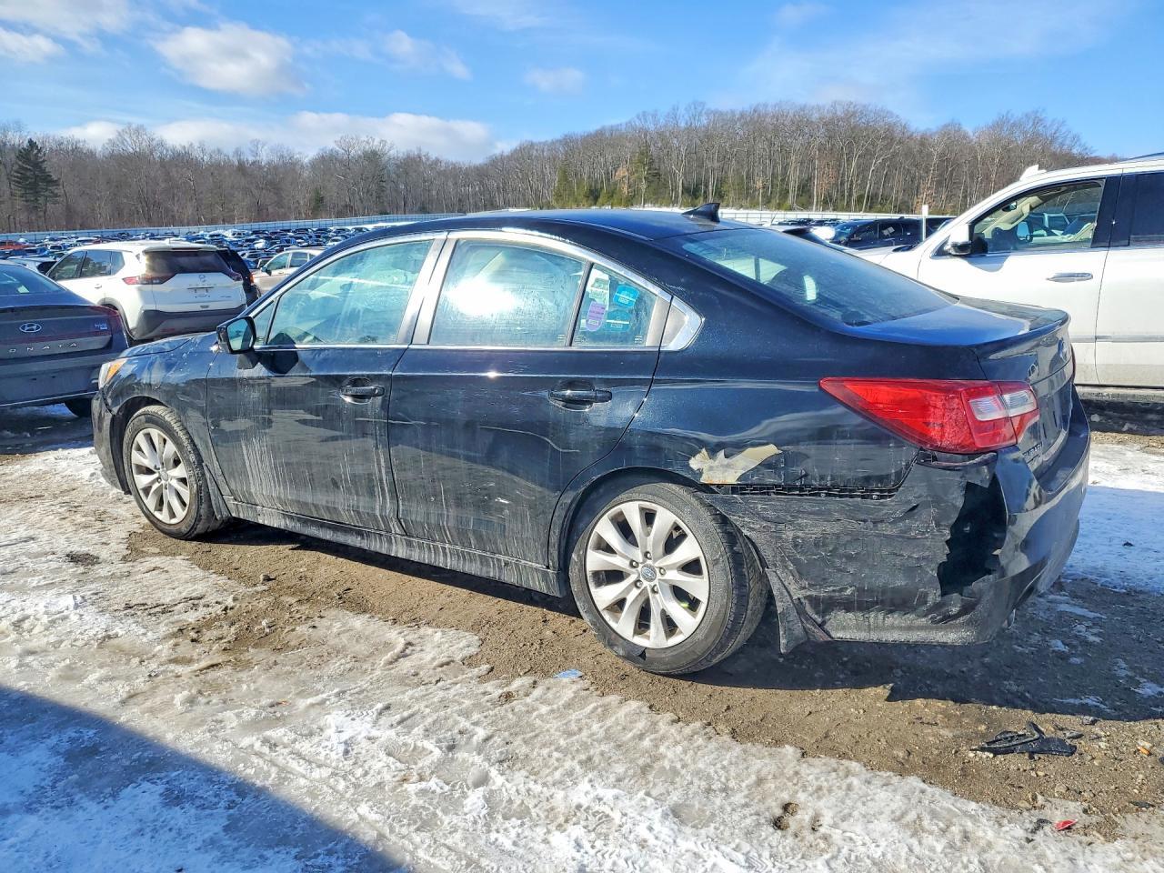 2016 SUBARU Legacy