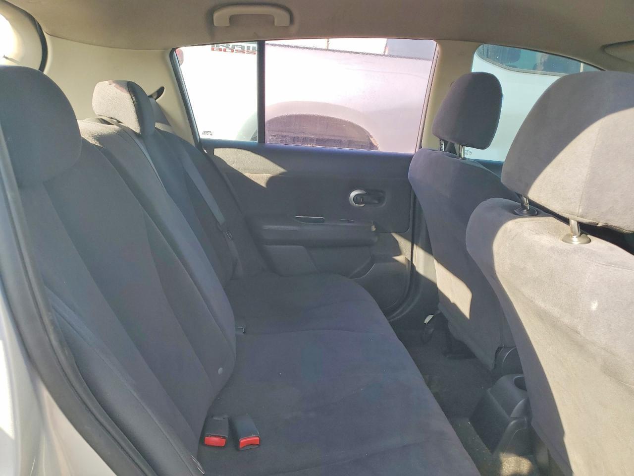 2008 NISSAN VERSA