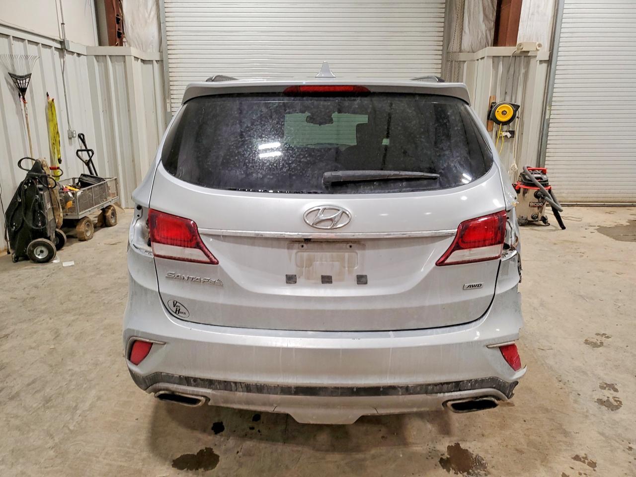 2017 HYUNDAI SANTA FE