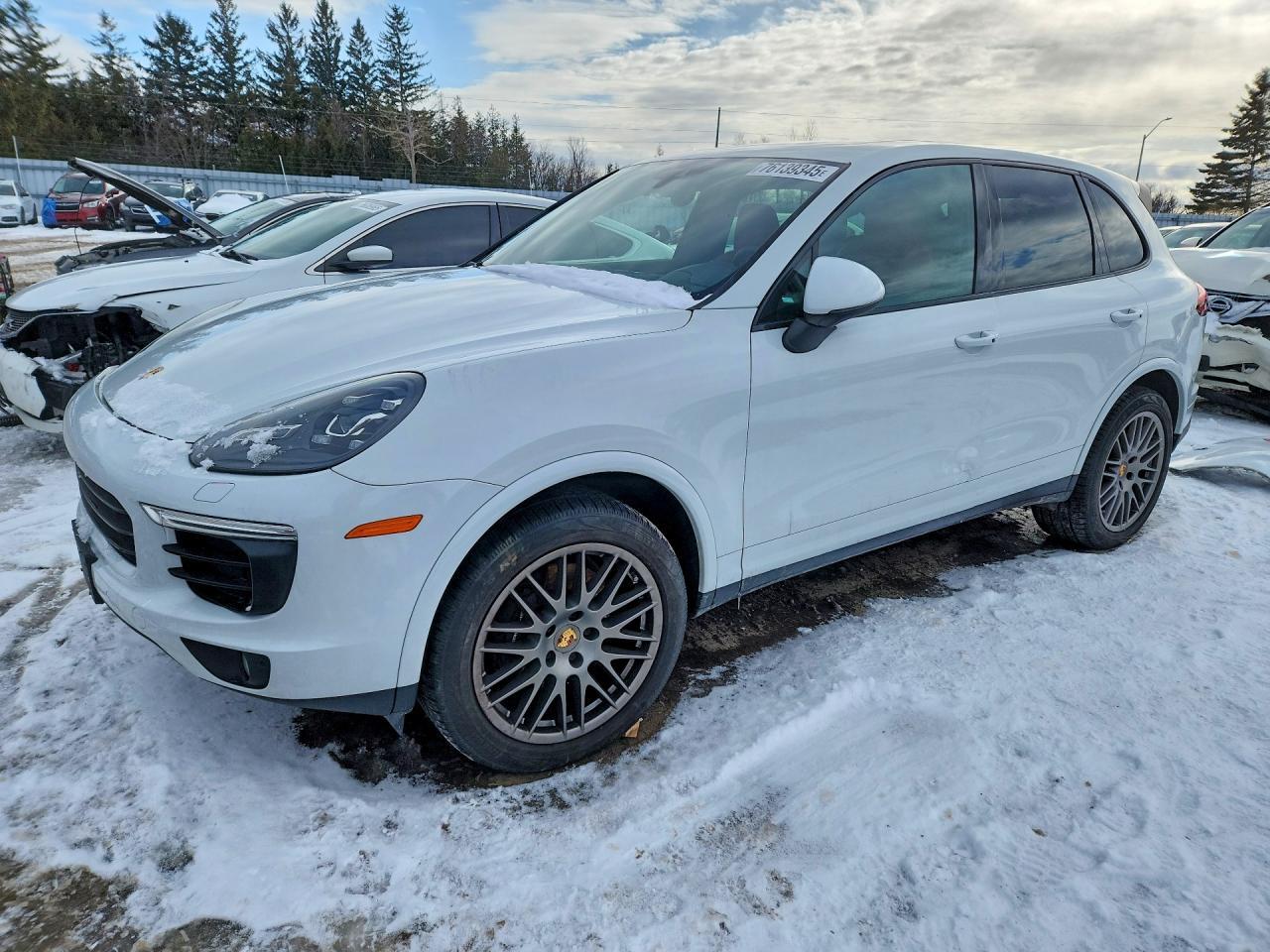 2017 PORSCHE CAYENNE