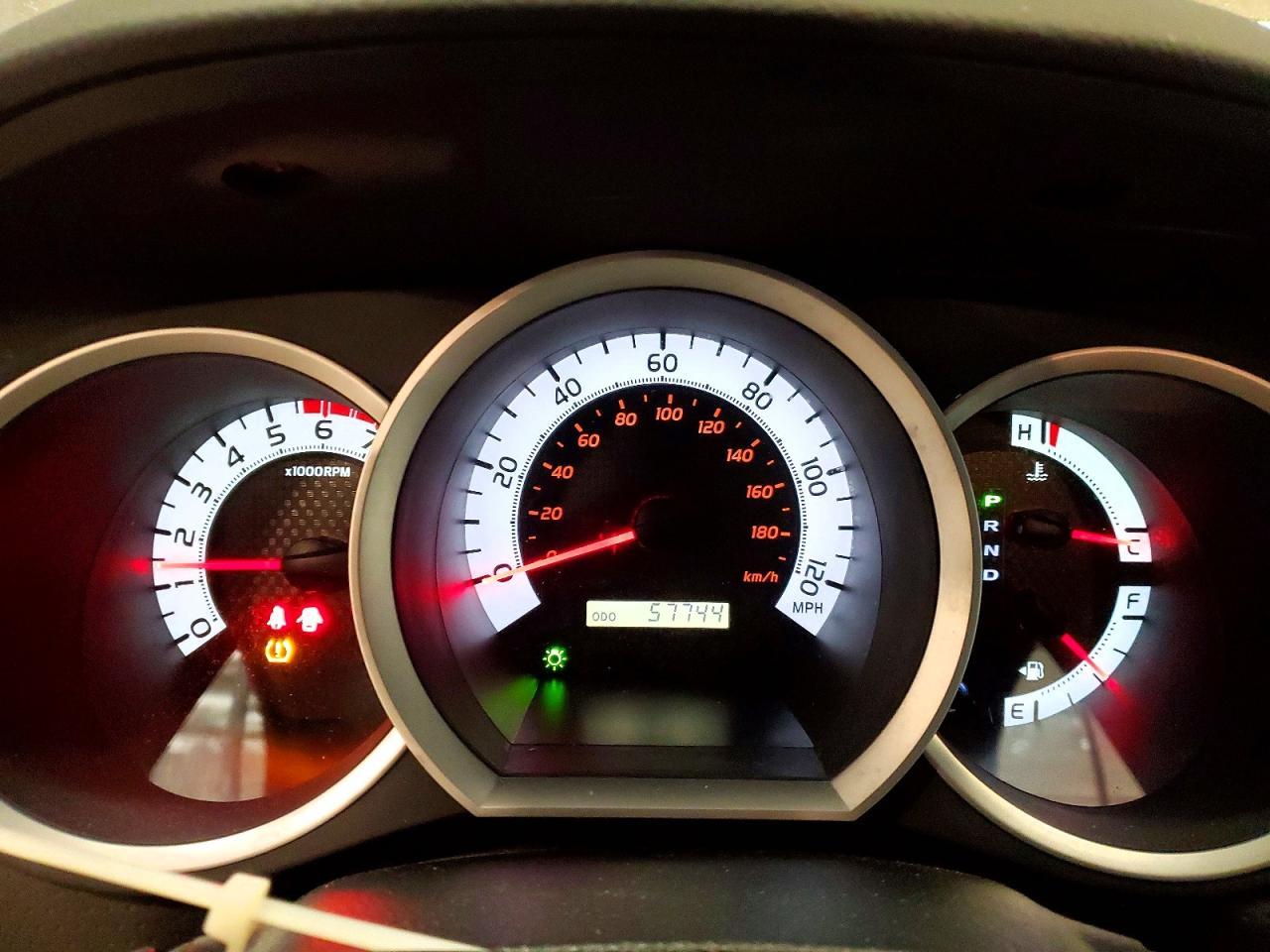 2014 TOYOTA TACOMA