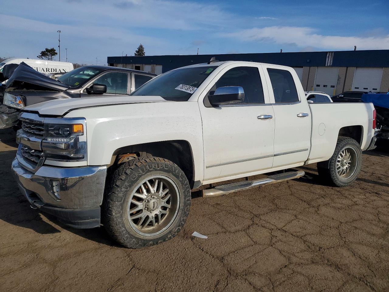 2018 CHEVROLET Silverado
