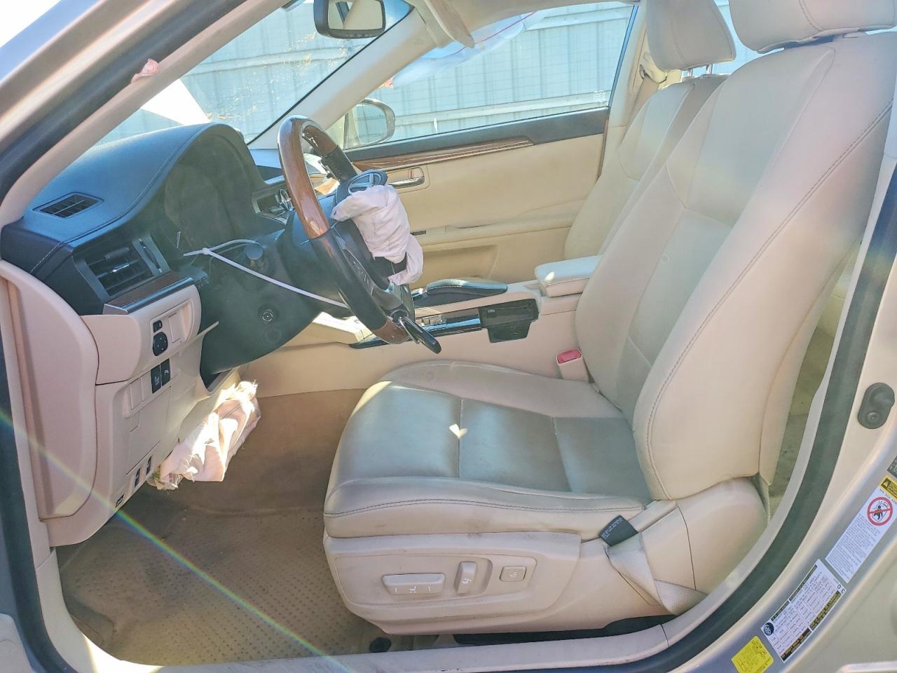 2013 LEXUS ES 300H