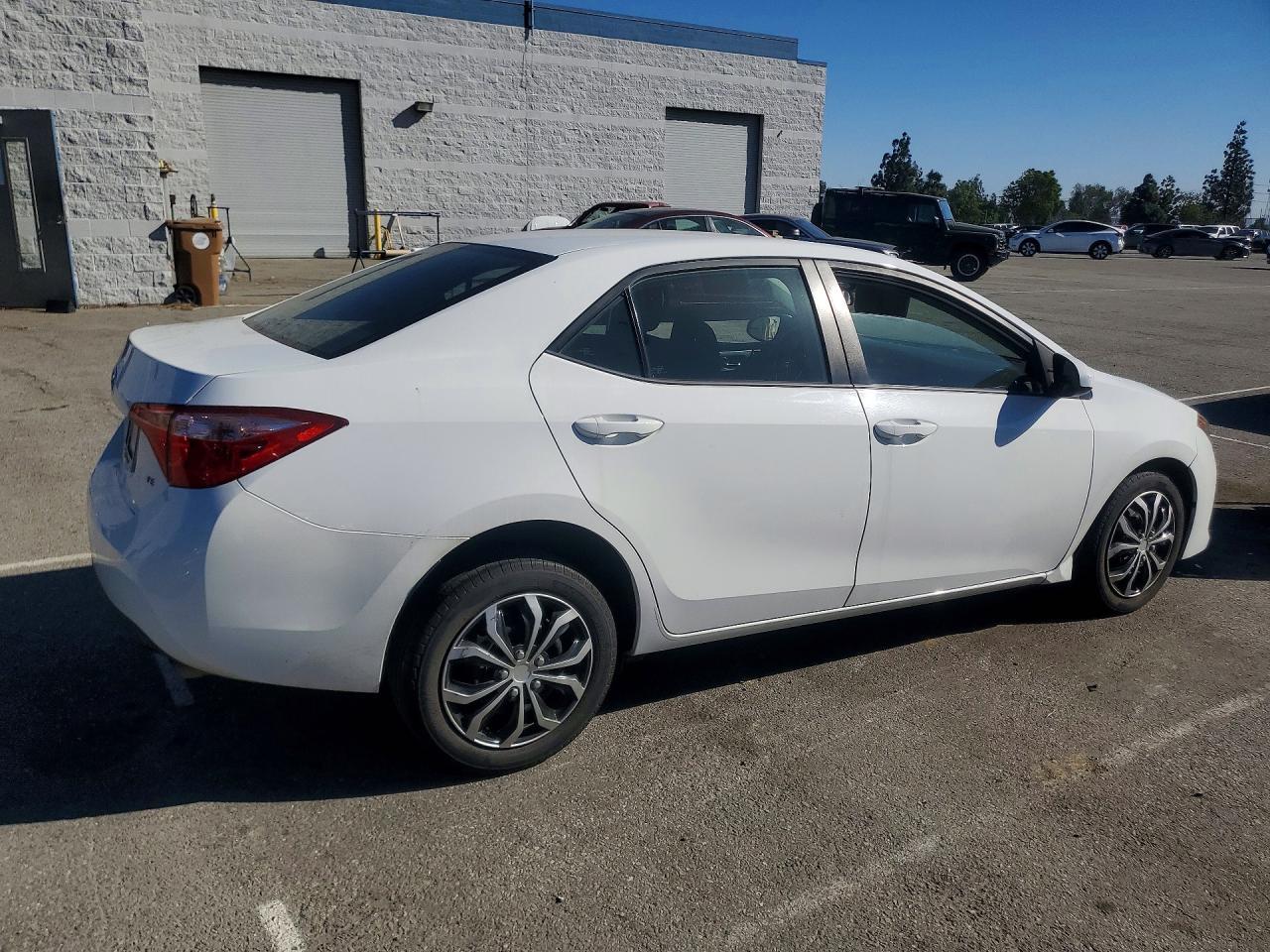 2018 TOYOTA COROLLA