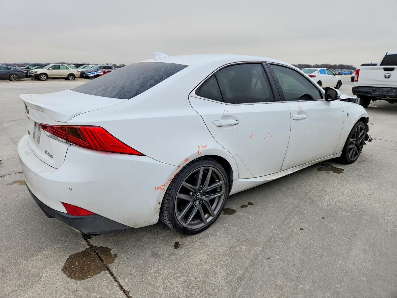 2019 LEXUS Is