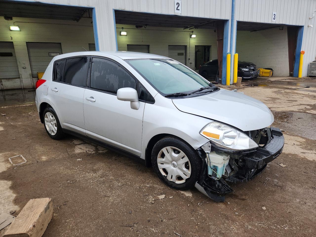 2012 NISSAN VERSA