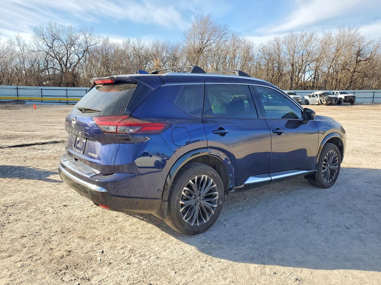 2025 NISSAN ROGUE
