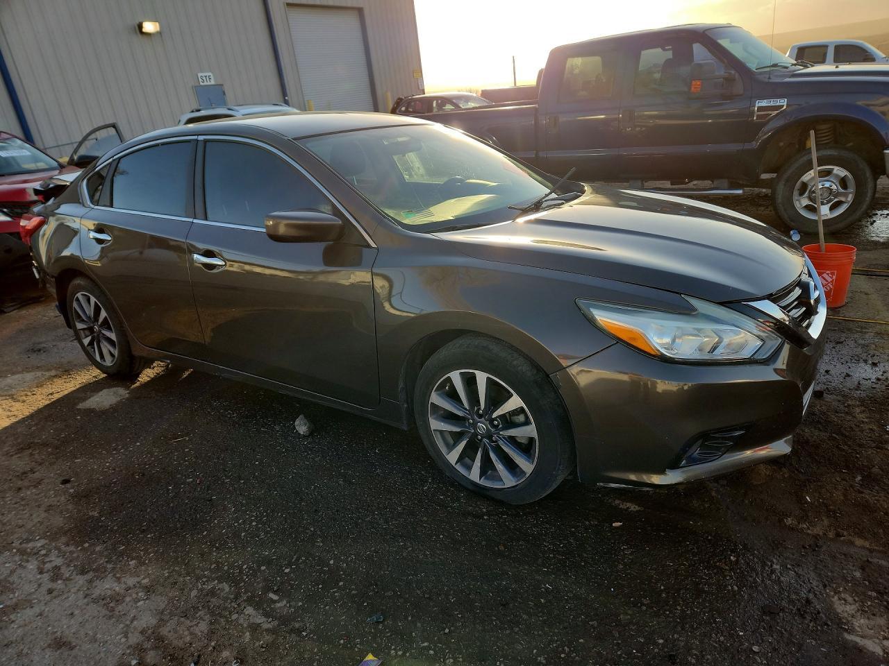 2017 NISSAN ALTIMA