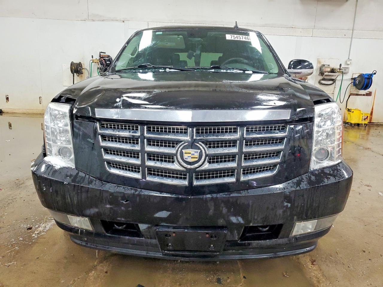2008 CADILLAC ESCALADE