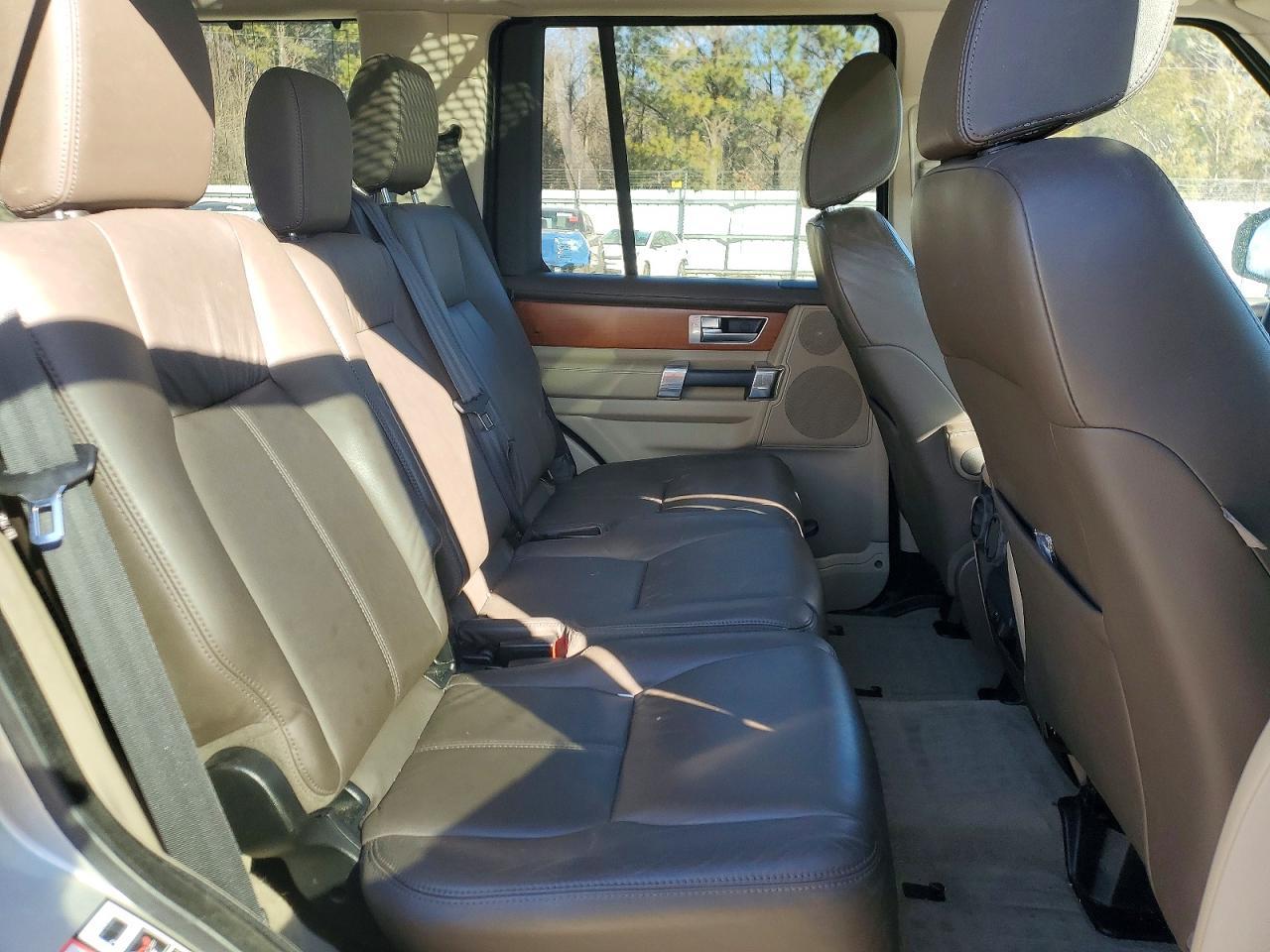 2016 LAND ROVER LR4