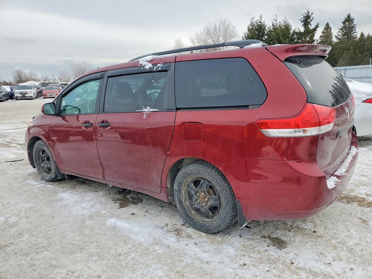 2012 TOYOTA SIENNA