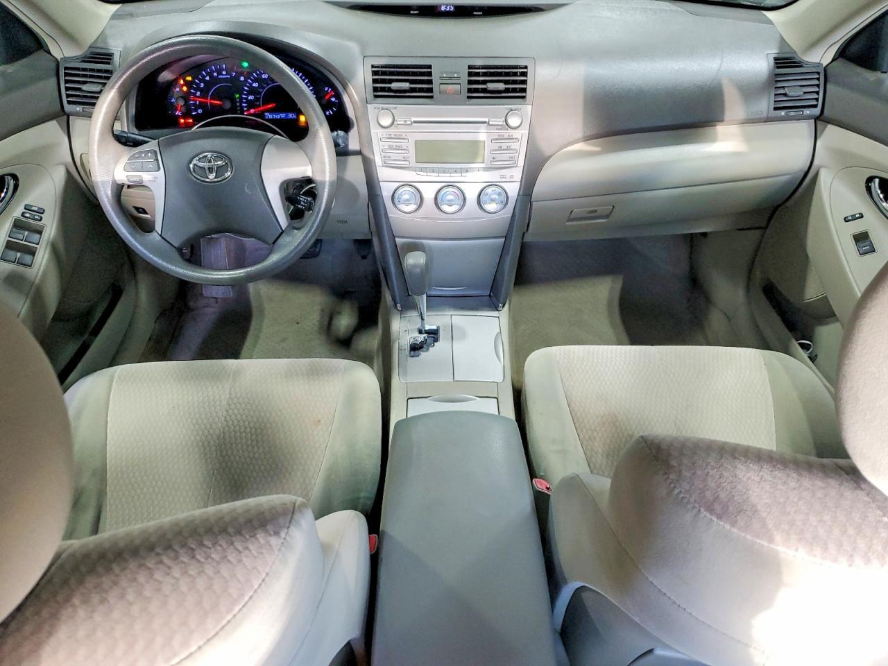 2011 TOYOTA CAMRY