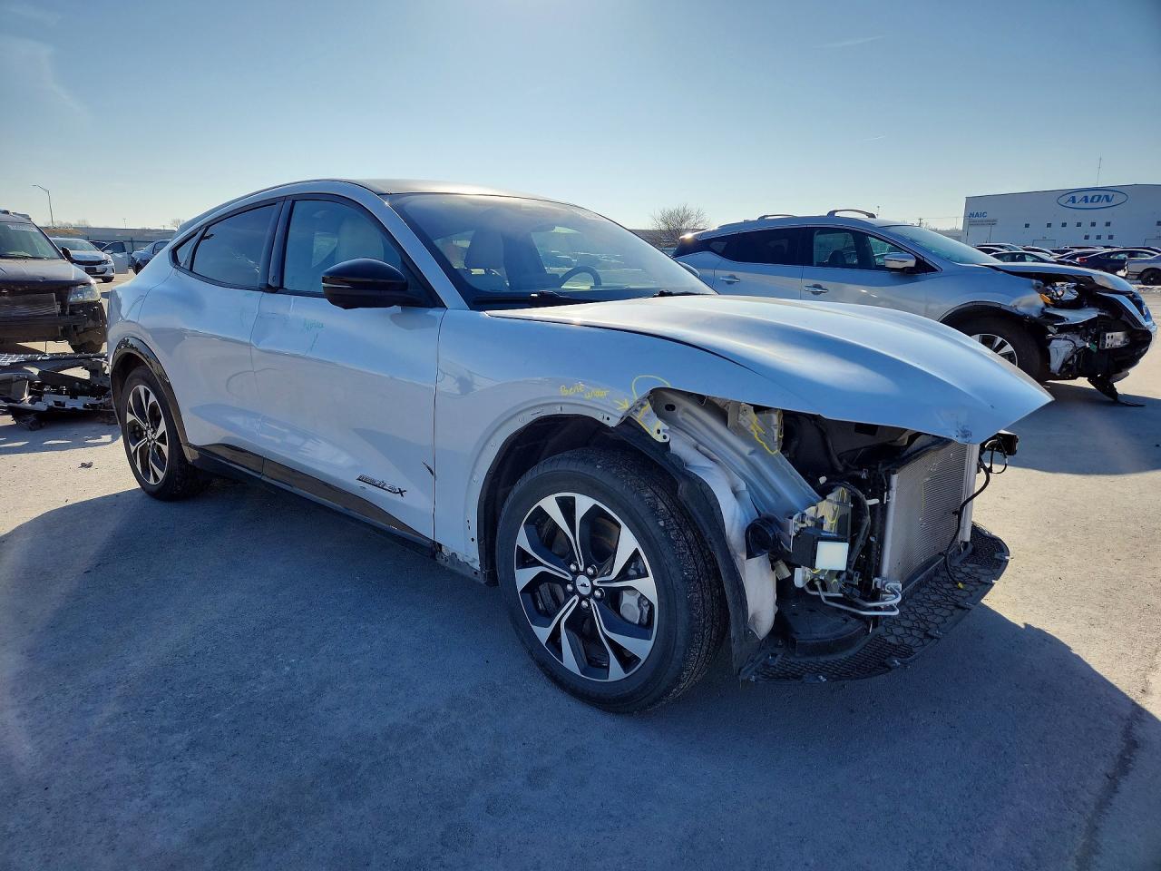 2022 FORD Mustang Mach-E