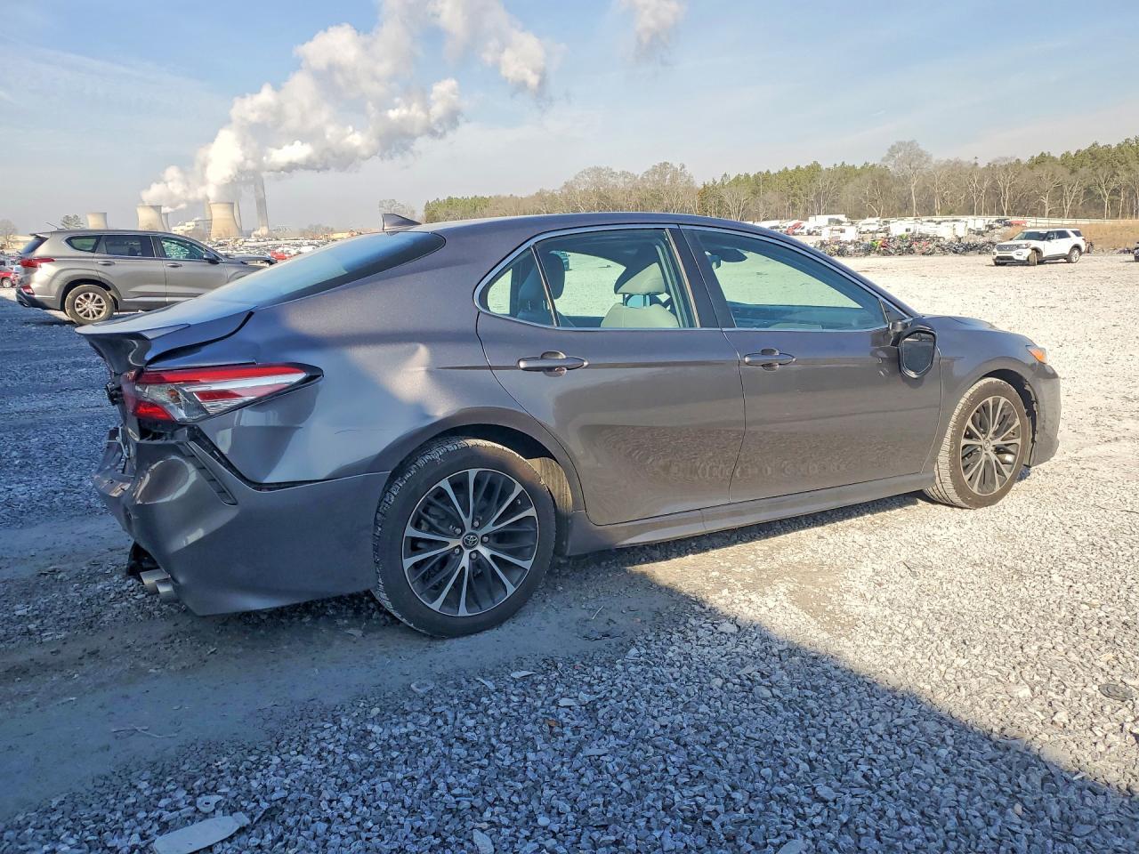 2019 TOYOTA CAMRY