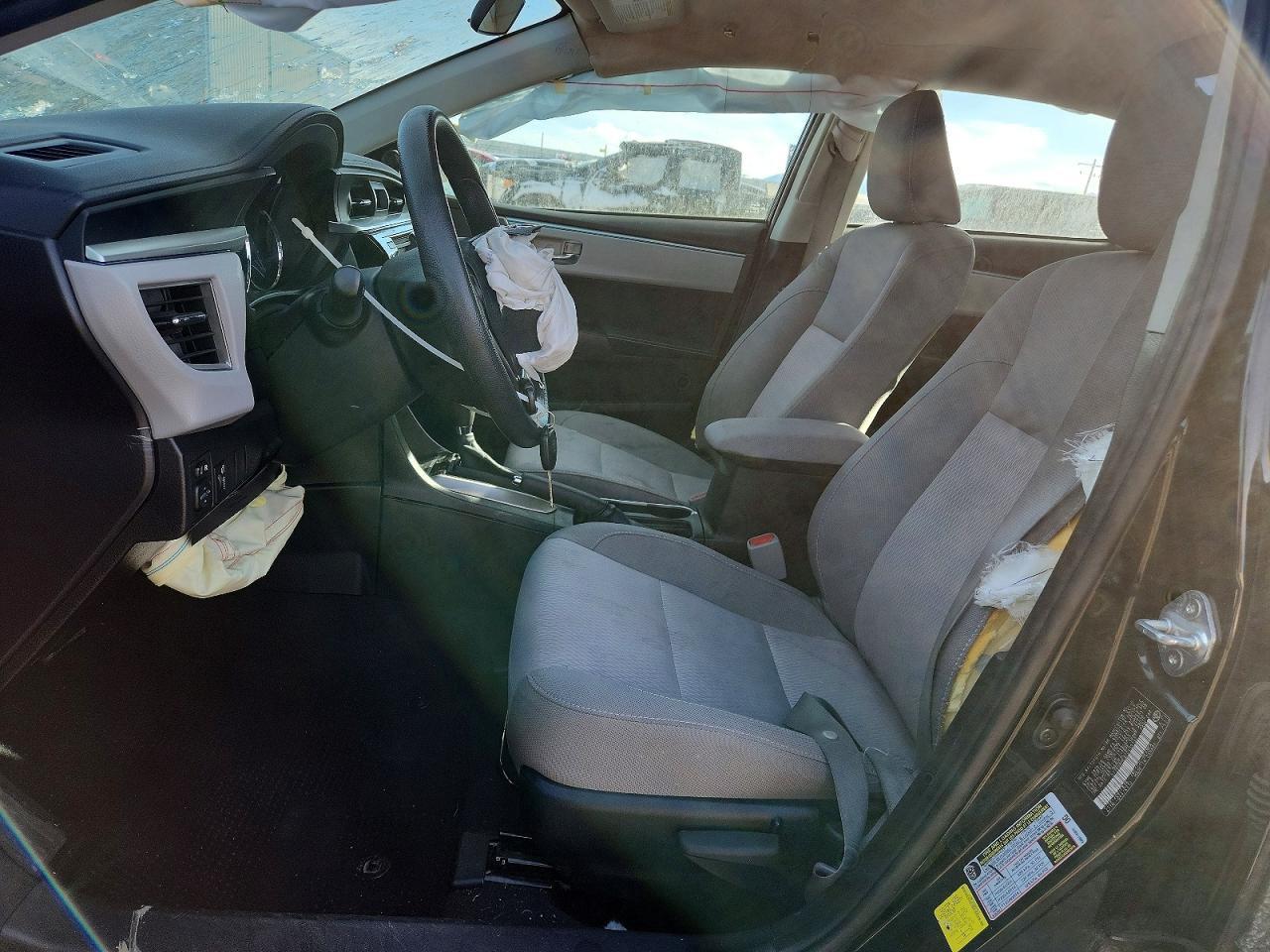 2015 TOYOTA COROLLA