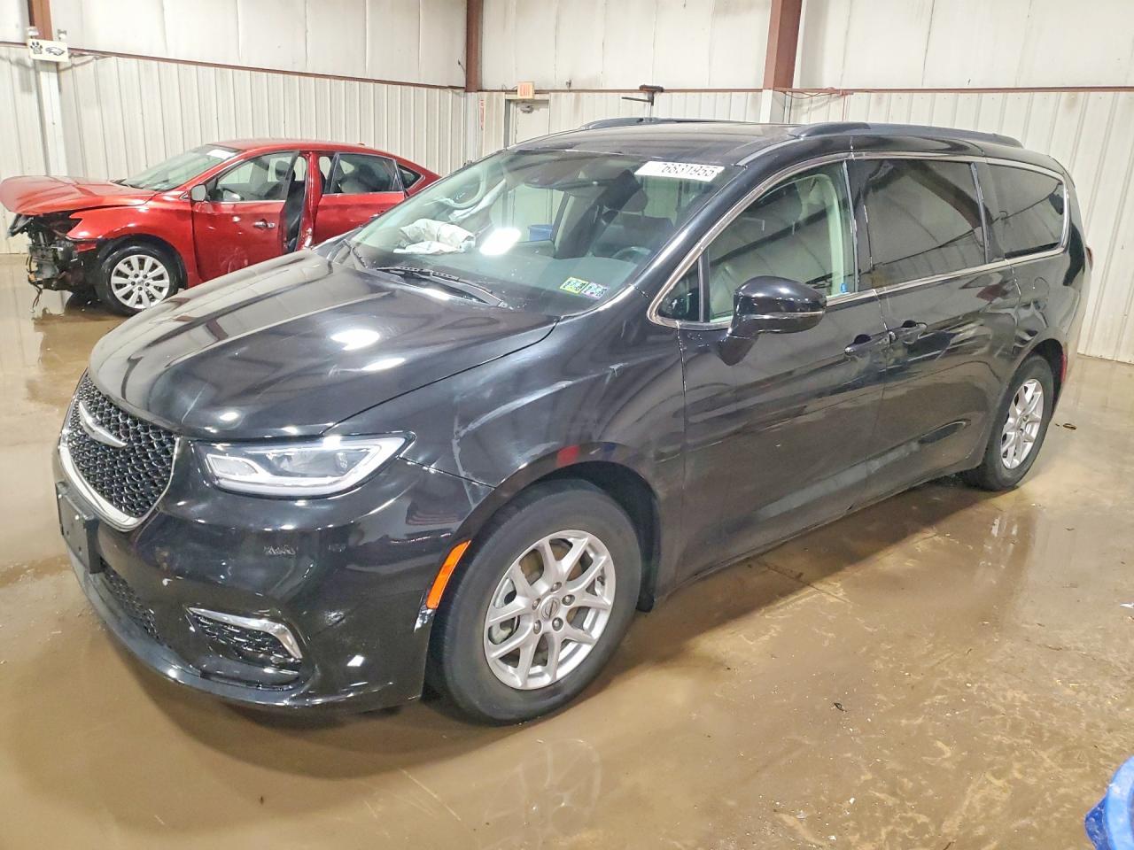 2022 CHRYSLER Pacifica