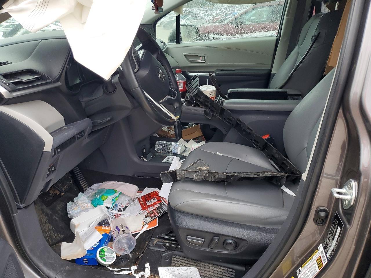 2022 TOYOTA SIENNA