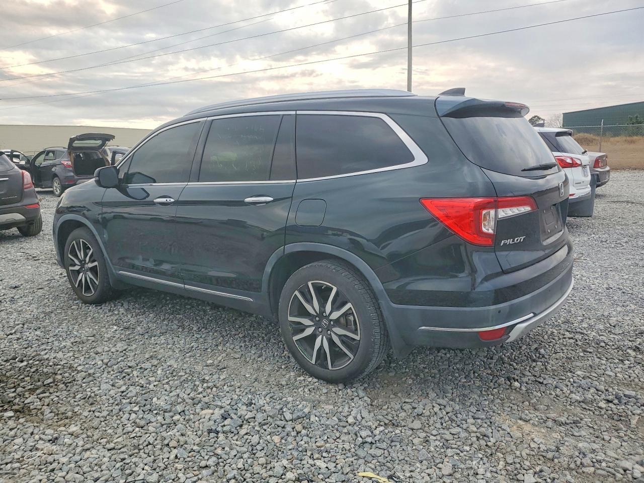 2020 HONDA PILOT