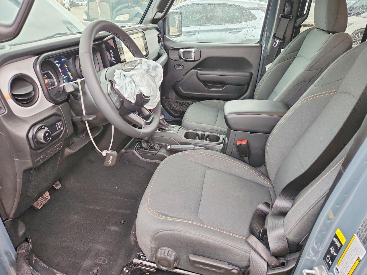 2025 JEEP Gladiator
