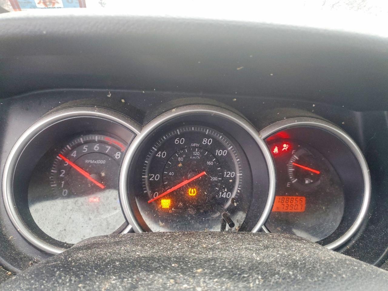 2010 NISSAN VERSA