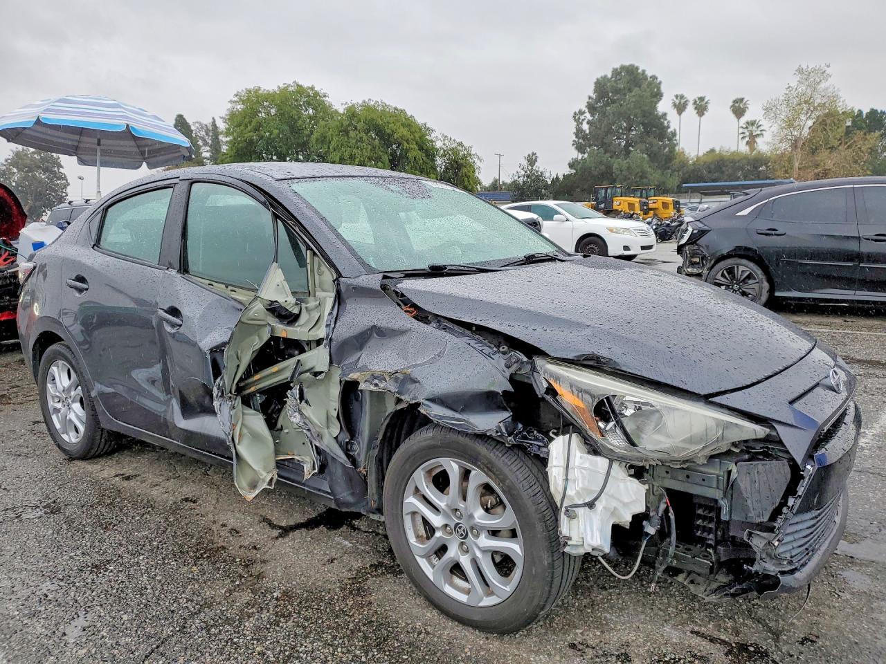 2016 TOYOTA SCION