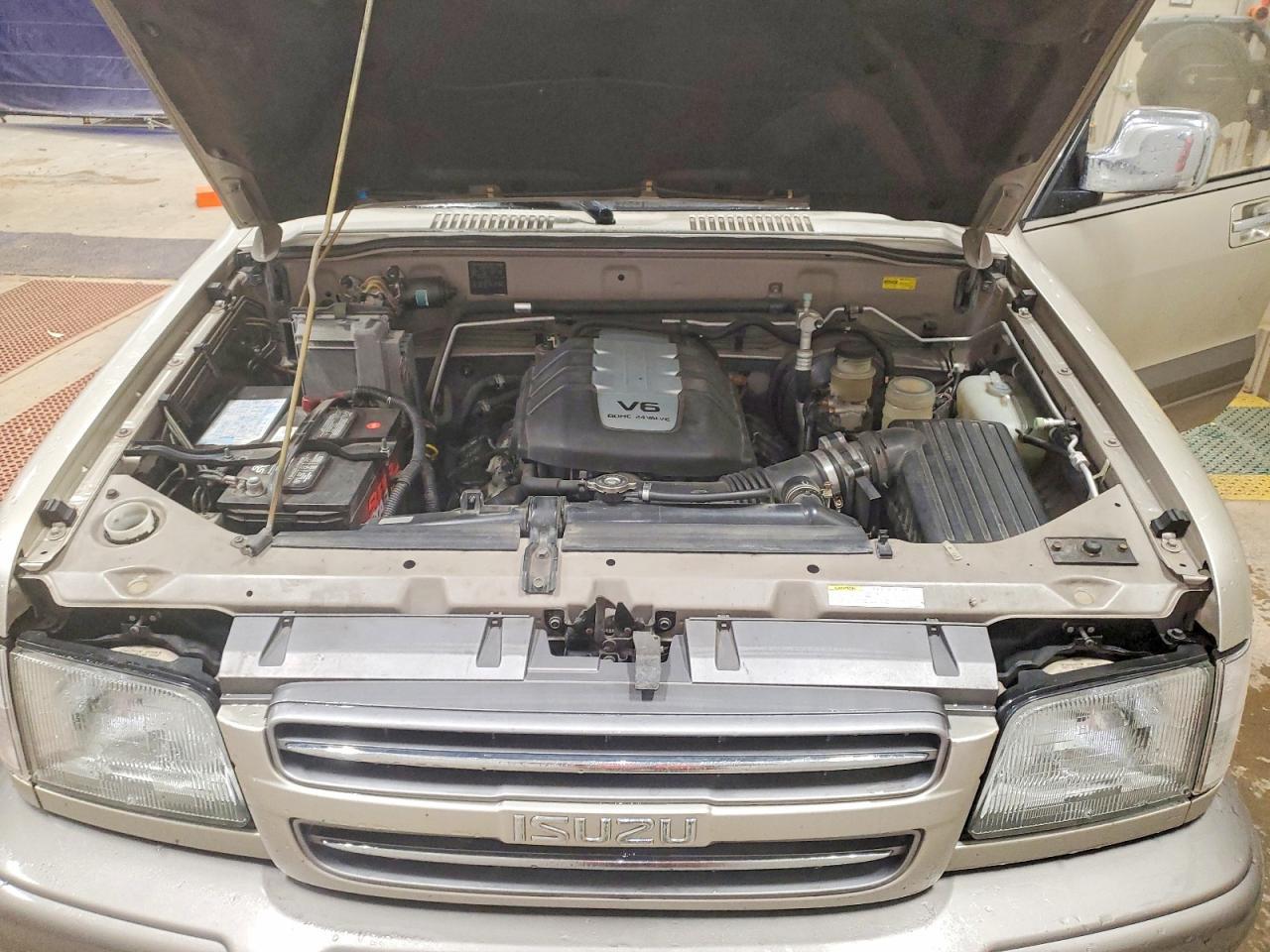 2001 ISUZU Trooper