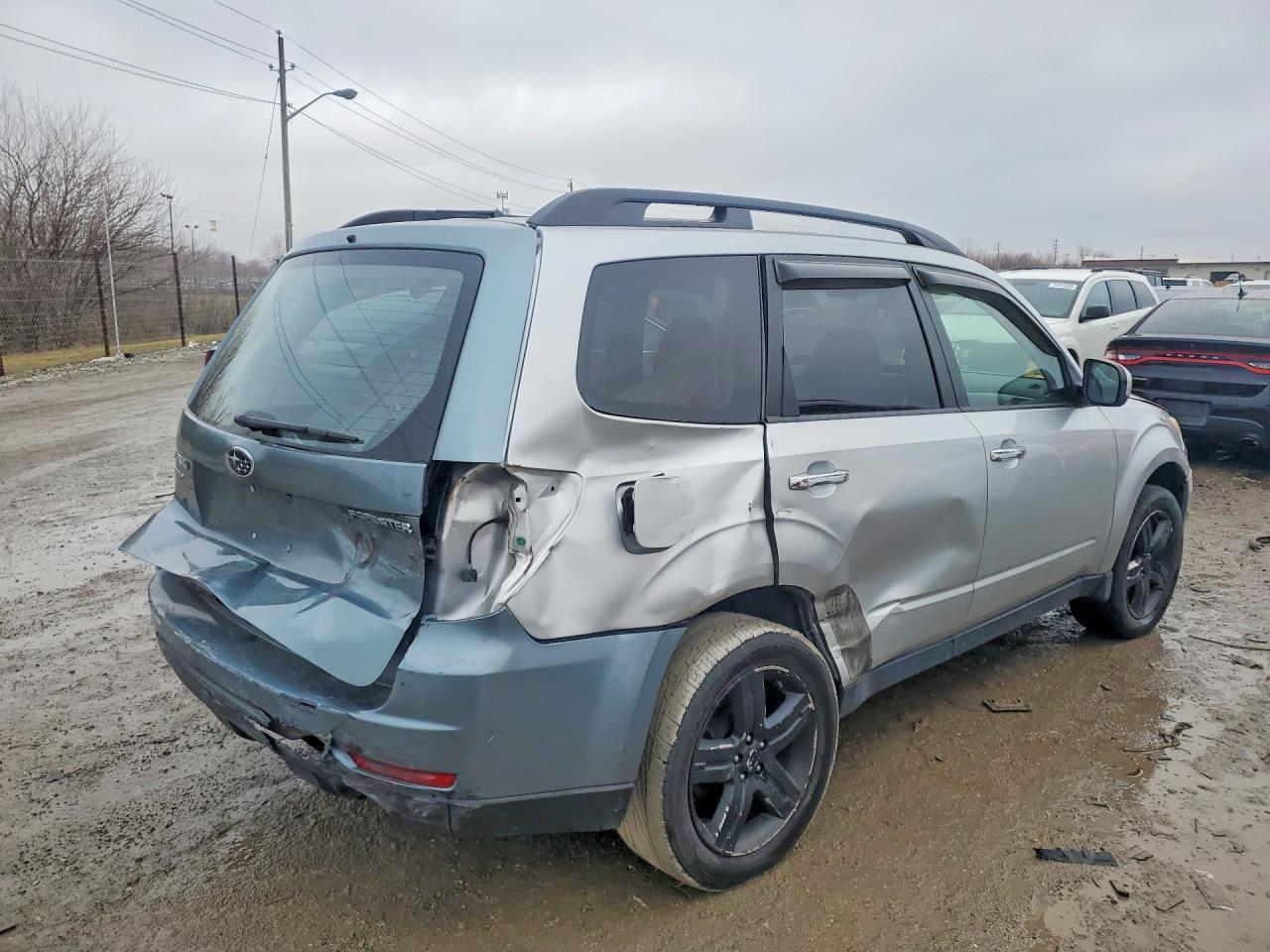 2010 SUBARU FORESTER