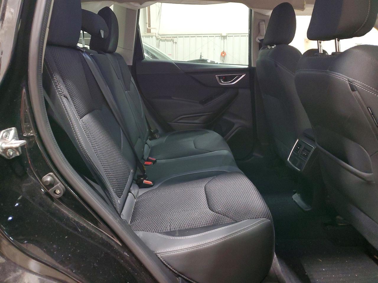 2023 SUBARU FORESTER