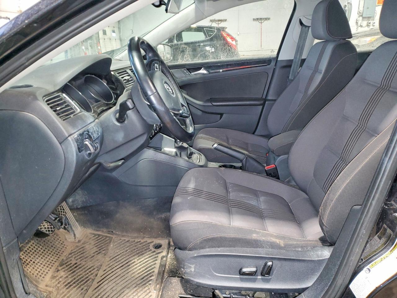 2017 VOLKSWAGEN JETTA