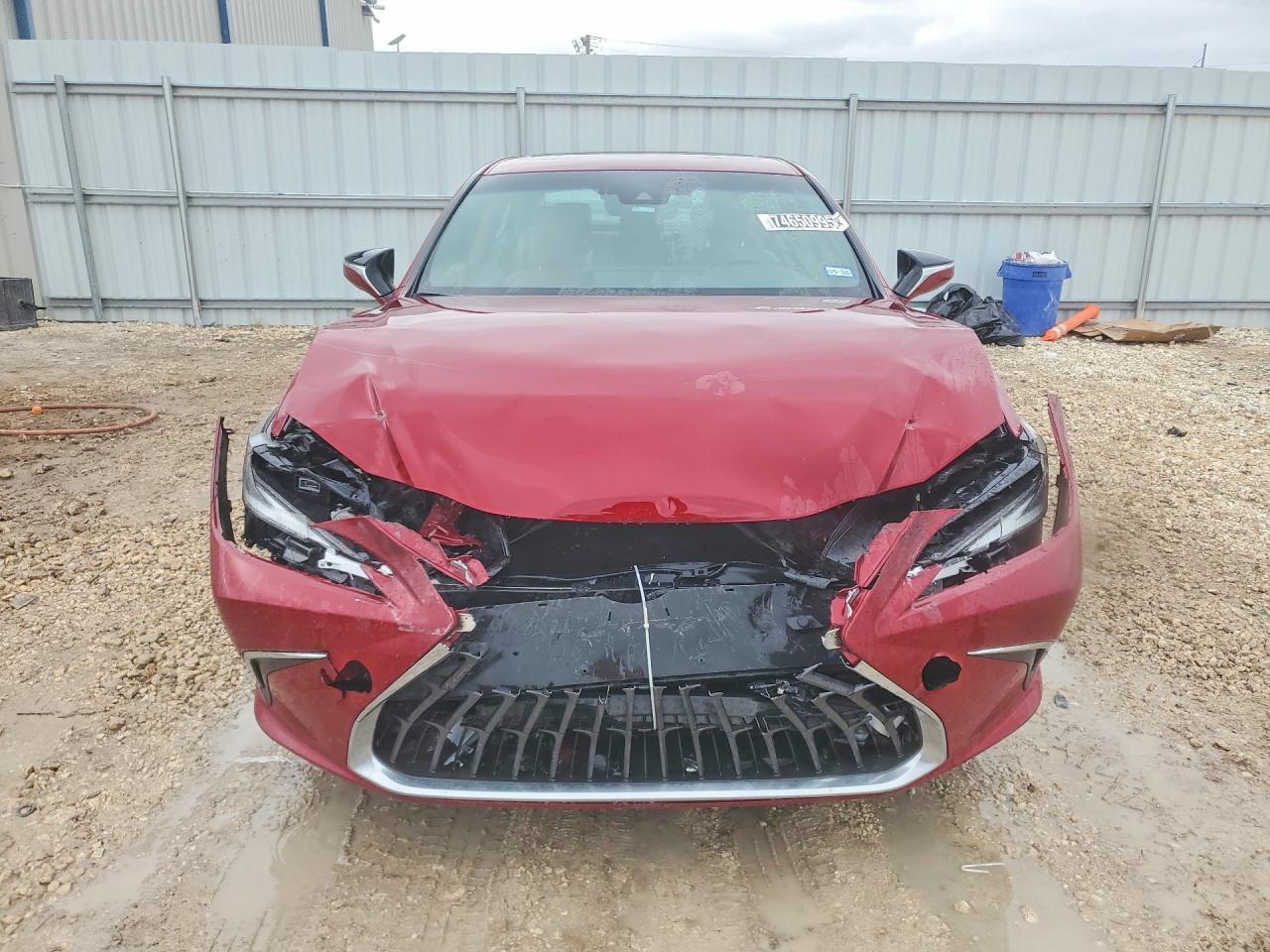 2023 LEXUS ES 300H