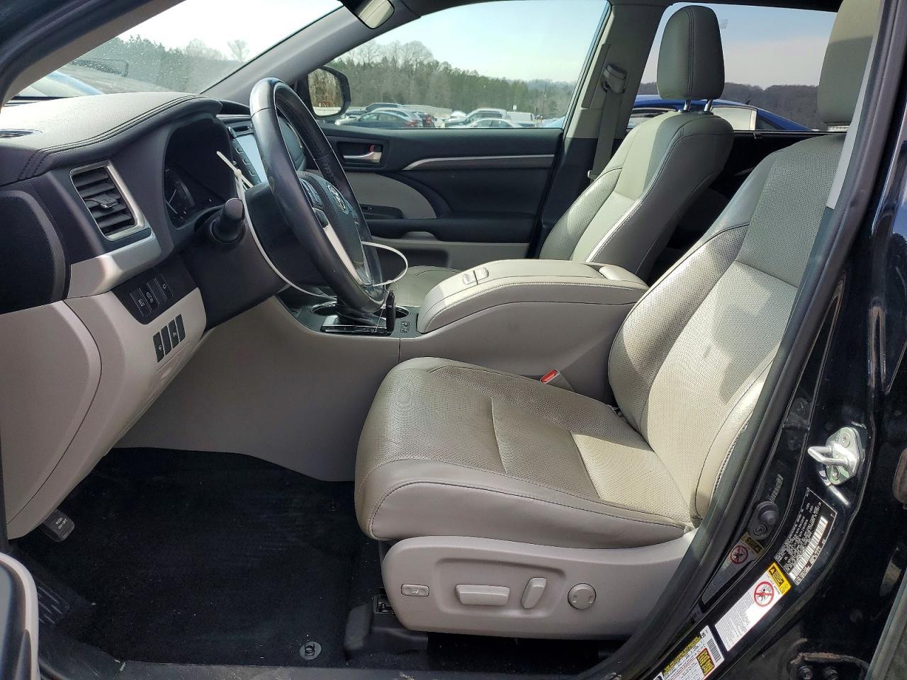 2019 TOYOTA HIGHLANDER