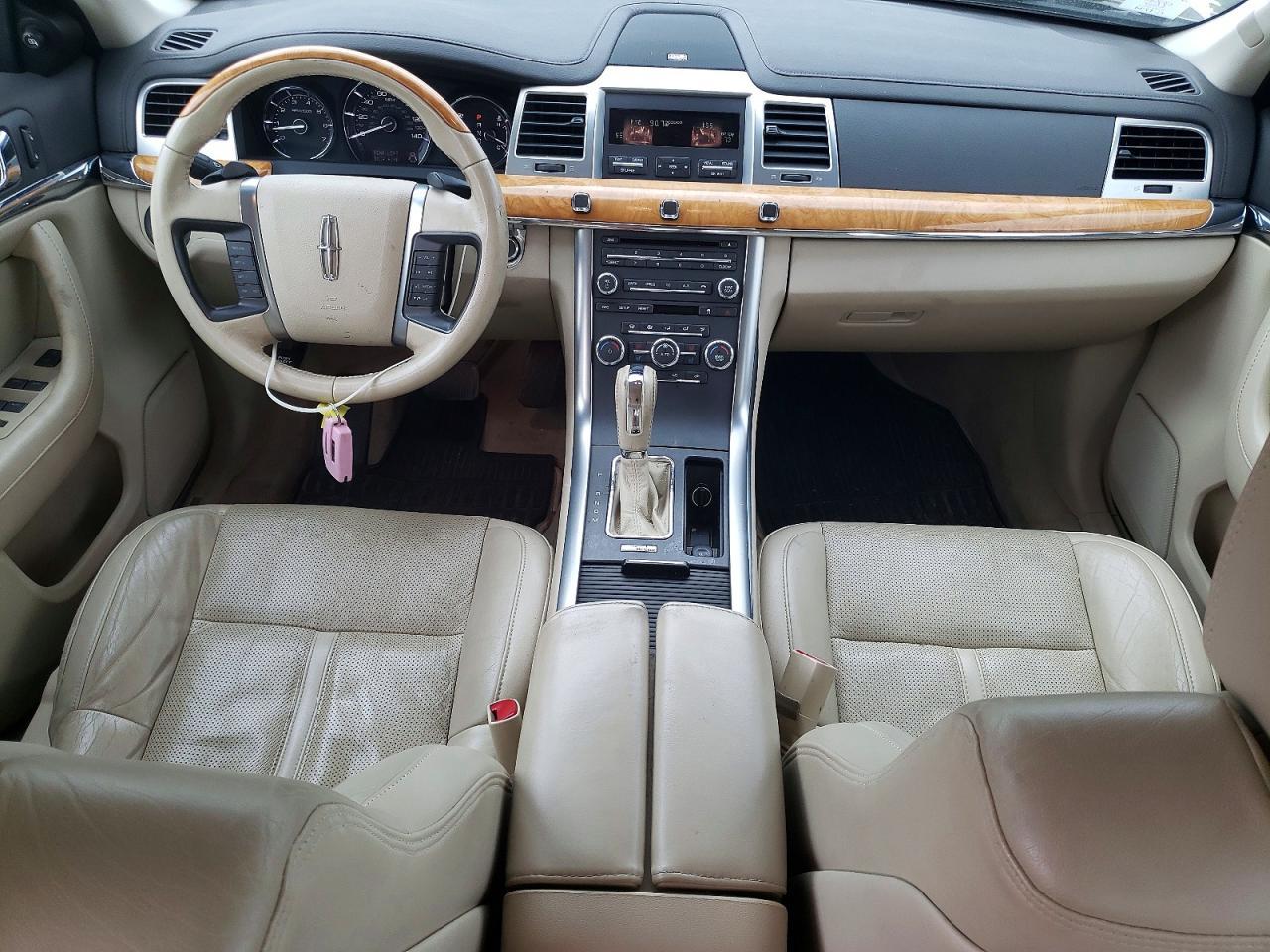 2010 LINCOLN MKS