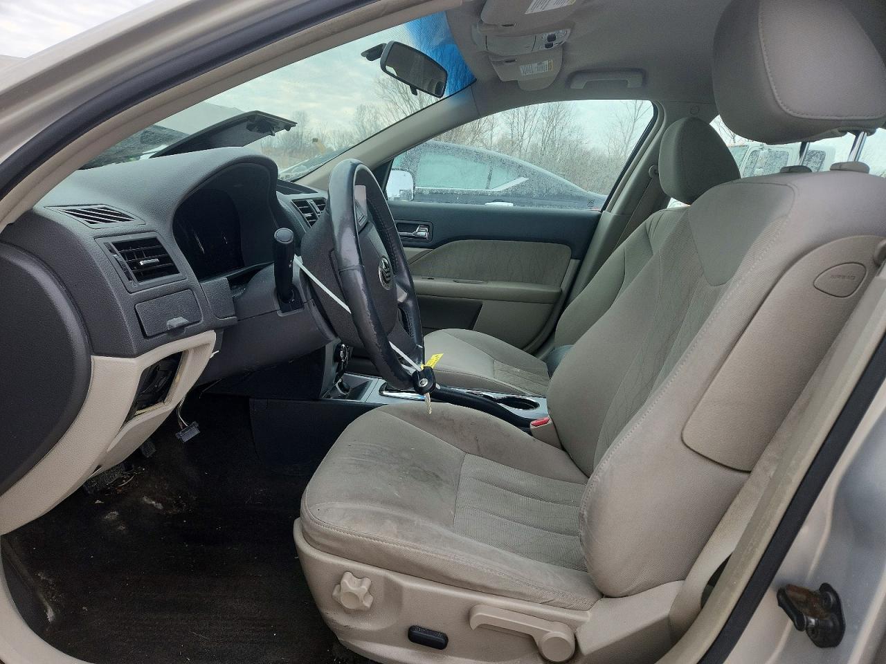 2010 MERCURY Milan
