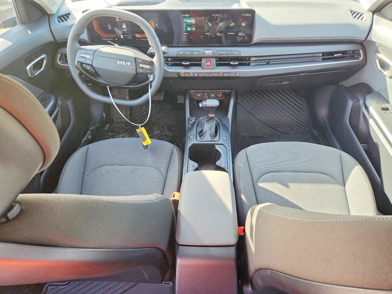2025 KIA K4