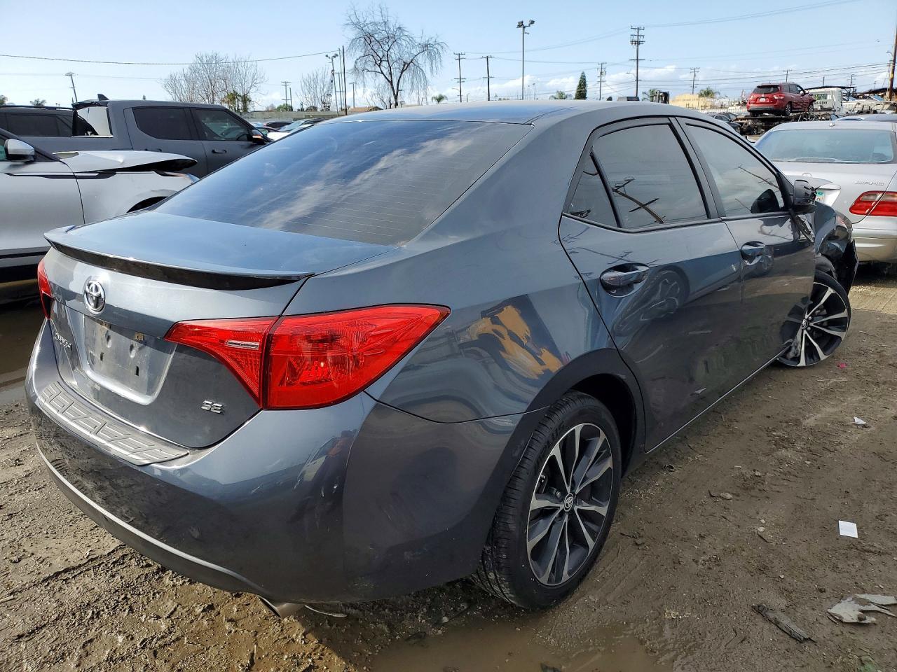 2018 TOYOTA COROLLA
