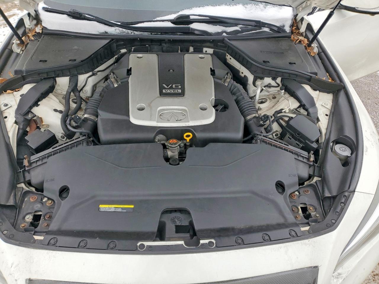 2015 INFINITI Q50