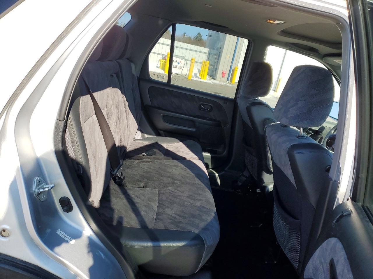 2004 HONDA CR-V