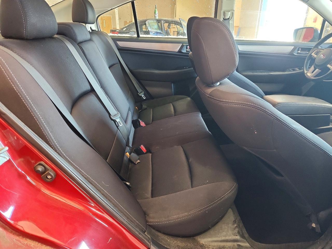 2016 SUBARU Legacy