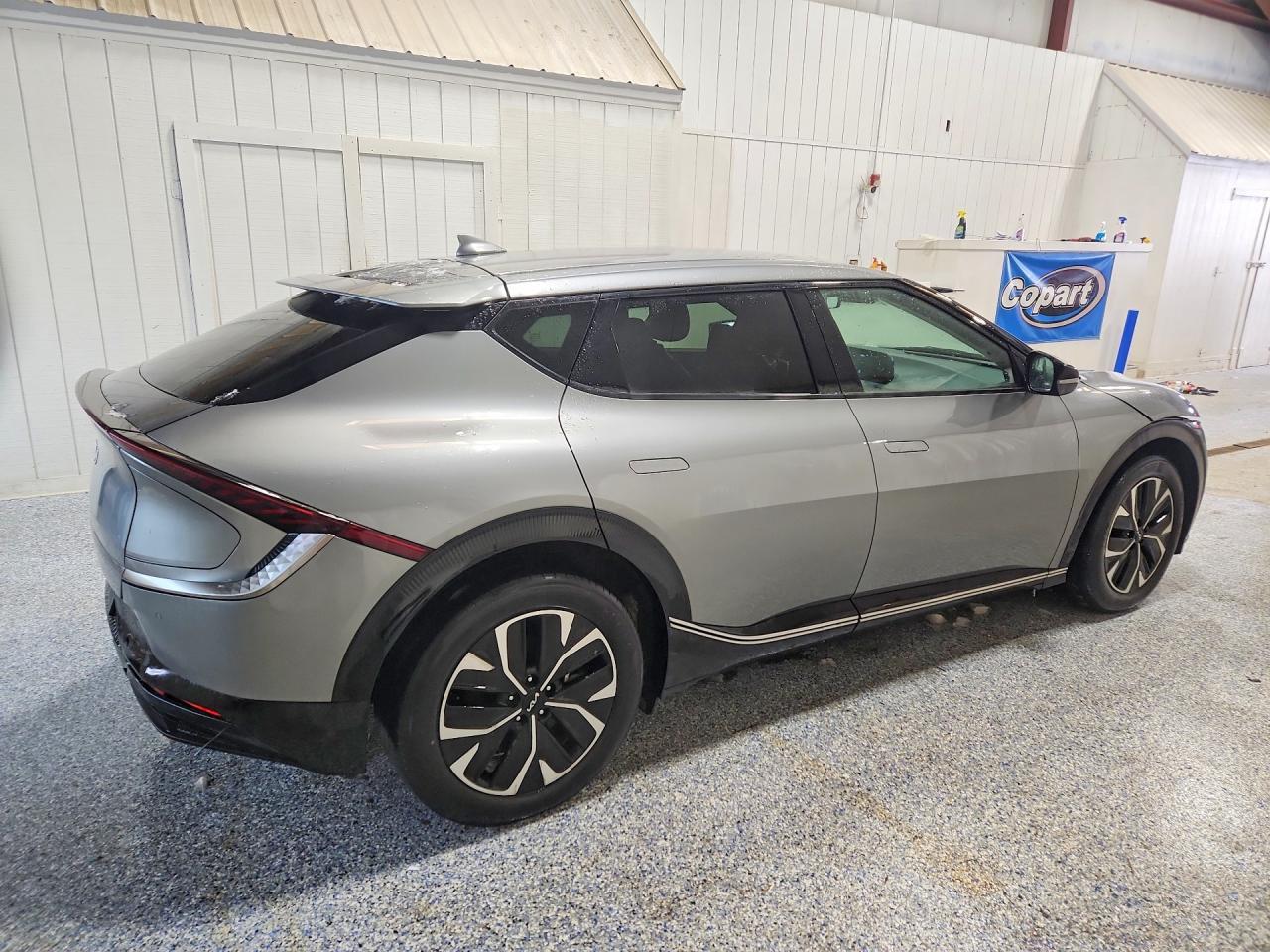 2024 KIA EV6